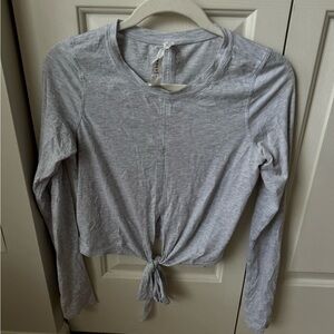 Lululemon Light Gray Top
